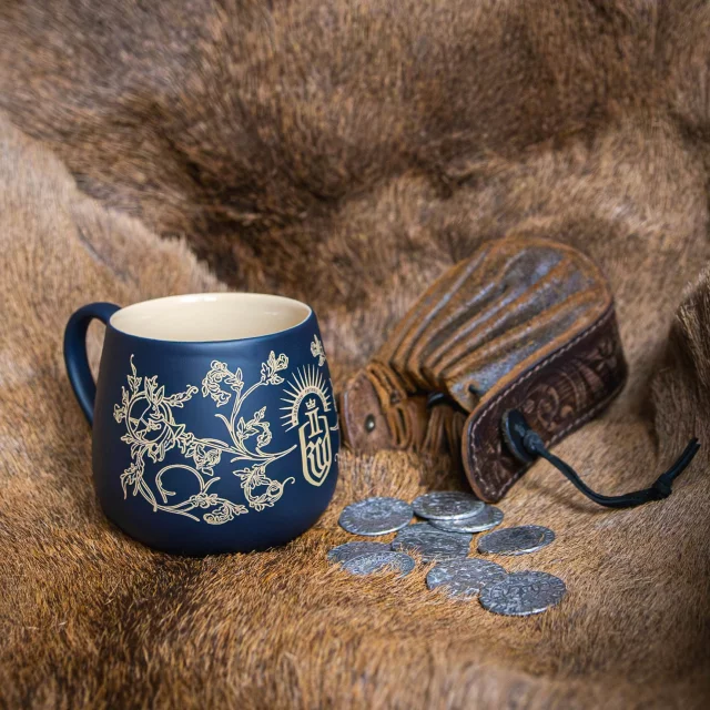 Hrnek Kingdom Come: Deliverance II - Emblem s ornamenty