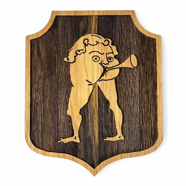 Replika Kingdom Come: Deliverance II - Dřevěný štít na stěnu Hospoda Díra (velký)